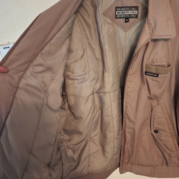 💕5 For $20 Vtg Members Only Bomber Jacket Mens Sz 46 Taupe (read description) - Picture 10 of 12